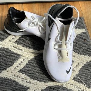 Nike Sportswear Sneakers